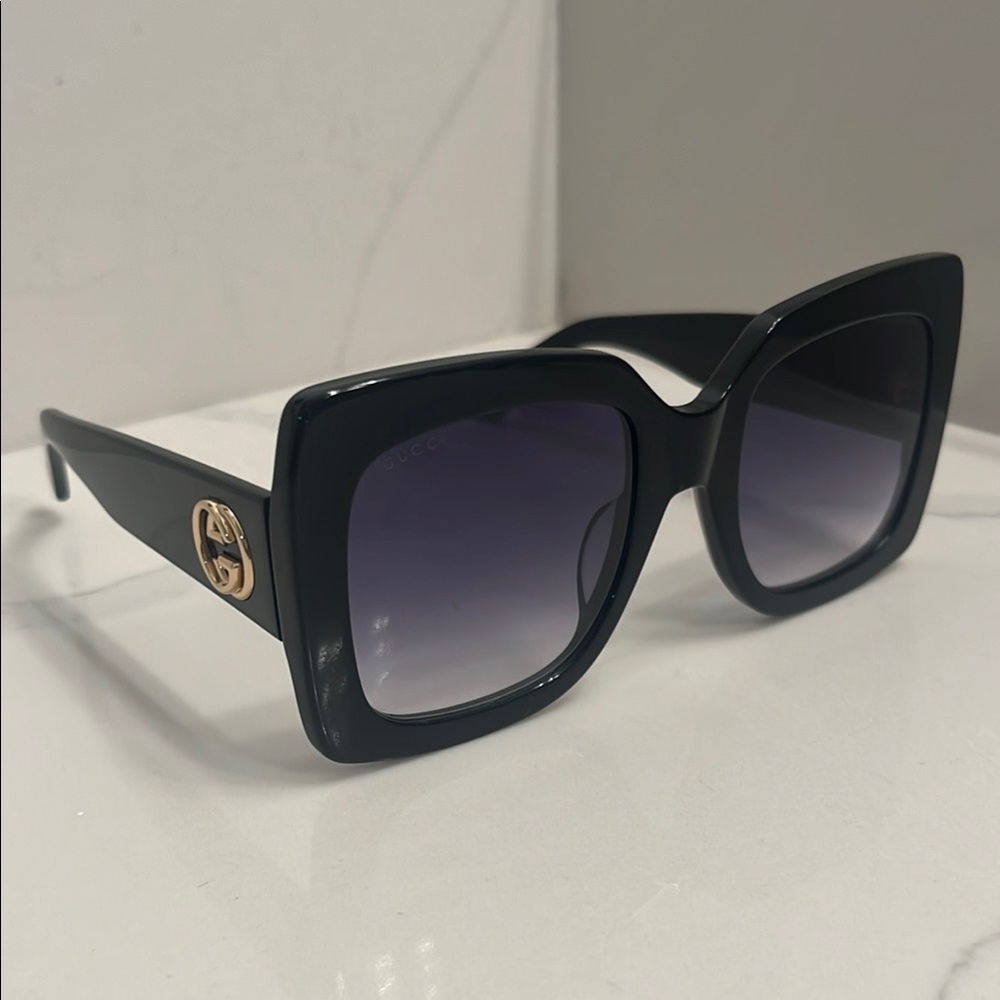 Gucci Black Oversized Square Sunglasses
